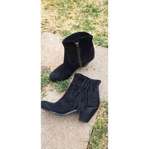 Black Suede Size 8 Sam Edelman Louie Ankle Boots With Fringe